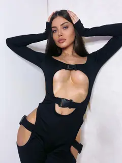 Isabella profile in Dubai
